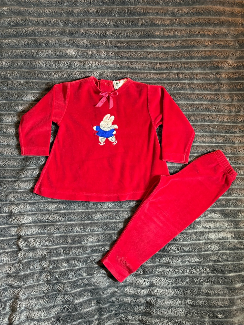 Vintage Girls Christmas/Holiday Velour Bunny Matching Set